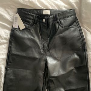 Aritzia black Melina pants size 8